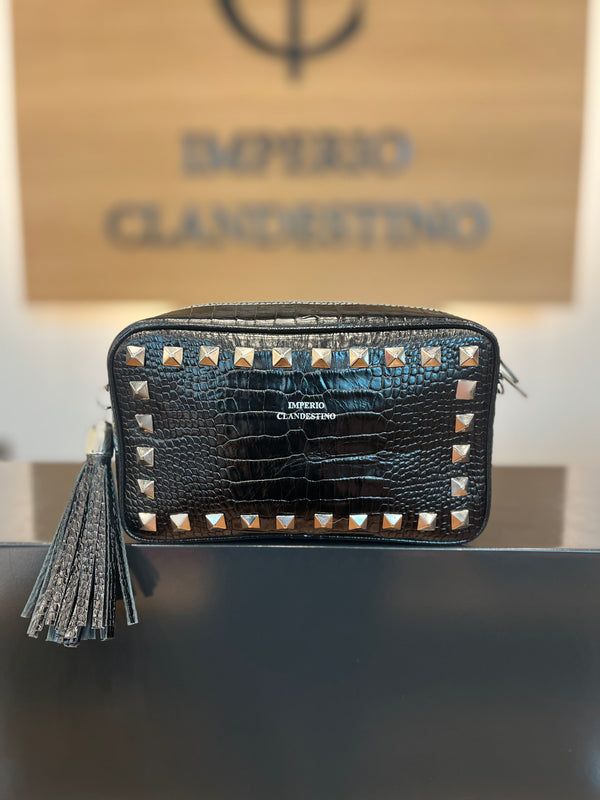 Bolso Wanda Tachas  Plata Piel Coco Negro