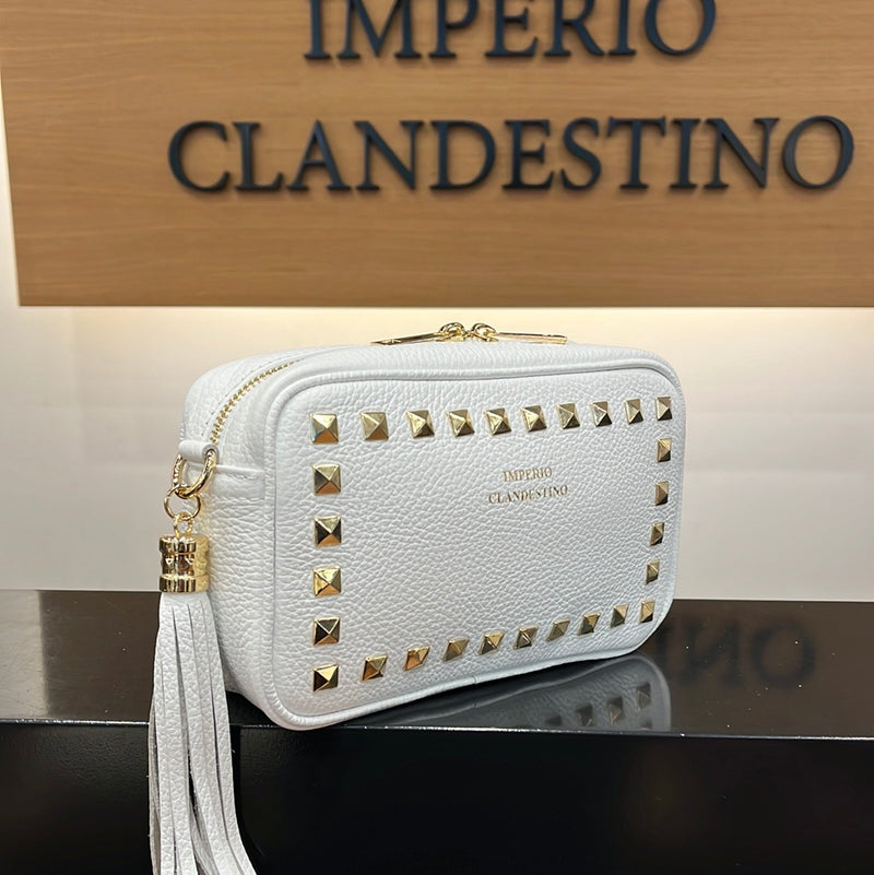 Bolso Wanda Tachas  Oro Piel Blanco